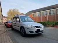 Usata Opel Combo 94 CV (69 kW) 2006 Argento Monovolume
