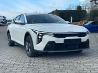 Neu Kia K4 150 PS (110 kW) 2026 Weiß Limousine