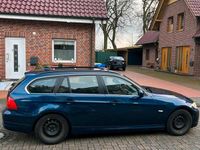 Second-hand BMW 525 218 CP (160 kW) 2010 Albastru Break