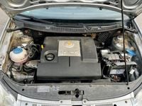 Gebraucht VW Polo Basis 64 PS (47 kW) 2005 Silber Kleinwagen