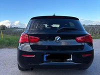Gebraucht BMW 116 Advantage 109 PS (80 kW) 2016 Schwarz Kleinwagen