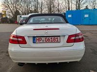 Gebraucht Mercedes E200 184 PS (135 kW) 2011 Weiß Cabrio