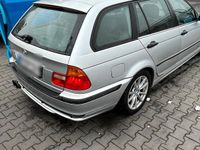 Gebraucht BMW 316 116 PS (85 kW) 2005 Grau Kombi