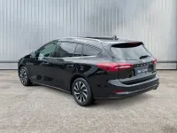 Gebraucht Ford Focus Titanium 125 PS (91 kW) 2024 Schwarz Kombi