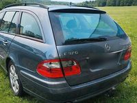 Gebraucht Mercedes E320 224 PS (164 kW) 2008 Blau Kombi