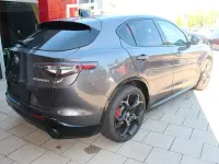 Gebraucht Alfa Romeo Stelvio Premium 209 PS (153 kW) 2023 Grau SUV