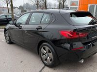Gebraucht BMW 116 Advantage 116 PS (85 kW) 2021 Schwarz ii/bonnet fluid black Kleinwagen