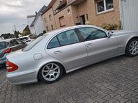 Usata Mercedes E320 225 CV (165 kW) 2004 Argento Berlina
