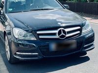 Gebraucht Mercedes C250 204 PS (150 kW) 2012 Schwarz Kombi
