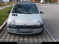 Second-hand Renault Twingo 75 CP (55 kW) 2001 Argintiu Hatchback