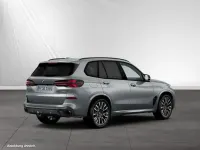 Gebraucht BMW X5 M Sport 530 PS (389 kW) 2025 Skyscraper grau metallic SUV