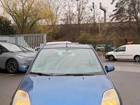 Gebraucht Ford Fiesta 70 PS (51 kW) 2005 Blau Kleinwagen