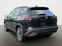 Neu Toyota Corolla Cross 179 PS (131 kW) 2026 Schwarz SUV