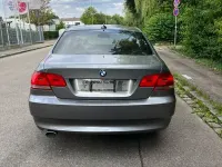 Gebraucht BMW 320 177 PS (130 kW) 2009 Grau Coupé