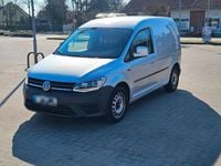 Gebraucht VW Caddy Trendline 125 PS (91 kW) 2019 Silber Van / Kleinbus