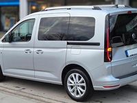 Gebraucht VW Caddy Life 114 PS (83 kW) 2024 Silber Van / Kleinbus