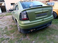 Usata Opel Astra 101 CV (74 kW) 2000 Verde Utilitaria