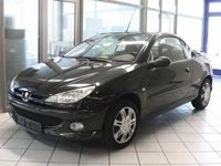 Gebraucht Peugeot 206 109 PS (80 kW) 2005 Schwarzmet. (metallic) Cabrio