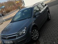Gebraucht Opel Astra 220 PS (161 kW) 2005 Grau Limousine