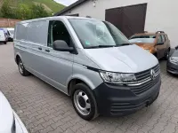Gebraucht VW Transporter 150 PS (110 kW) 2021 Silber Van