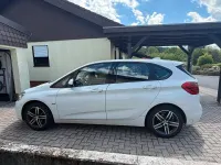 Używany BMW 220 Performance 192 KM (141 kW) 2017 Biały Kombi
