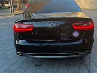 Gebraucht Audi A6 Ambiente 245 PS (180 kW) 2013 Schwarz Limousine