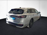 Gebraucht VW Passat Elegance 177 PS (130 kW) 2024 Silber Limousine