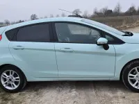 Używany Ford Fiesta Celebration 80 KM (58 kW) 2017 Zielony Hatchback