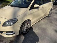 Gebraucht Mercedes B200 156 PS (114 kW) 2014 Van / Kleinbus