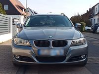 Gebraucht BMW 318 143 PS (105 kW) 2008 Grau Kombi