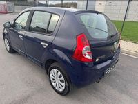 Gebraucht Dacia Sandero Lauréate 75 PS (55 kW) 2010 Blau Kleinwagen