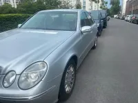 Gebraucht Mercedes E240 177 PS (130 kW) 2002 Silber Limousine