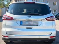 Gebraucht Ford S-MAX Business Edition 150 PS (110 kW) 2017 Silber Van / Kleinbus