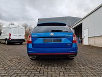 Second-hand Skoda Octavia RS 220 CP (161 kW) 2015 Albastru Hatchback