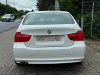 Gebraucht BMW 325 204 PS (150 kW) 2011 Weiß Limousine