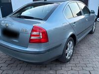 Gebraucht Skoda Octavia 116 PS (85 kW) 2004 Grau Limousine