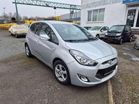 Gebraucht Hyundai ix20 Passion 125 PS (91 kW) 2012 Silber met. Kleinwagen