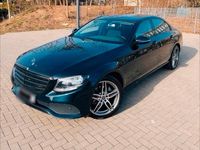 Usado Mercedes E220 AMG 194 HP (142 kW) 2016 Verde Sedan