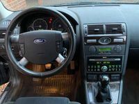 gebraucht Ford Mondeo 1.8 Turnier Ghia momdeo Benziner