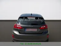 Używany Ford Fiesta Cool & Connect 101 KM (74 kW) 2018 Szary Hatchback