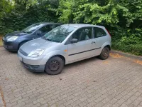Gebraucht Ford Fiesta 60 PS (44 kW) 2002 Silber Kleinwagen