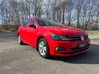 Gebraucht VW Polo Comfortline 95 PS (69 kW) 2018 Rot Kleinwagen
