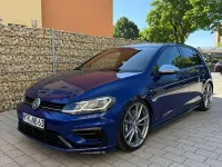 Second-hand VW Golf VII R 310 CP (228 kW) 2018 Albastru Berlinǎ