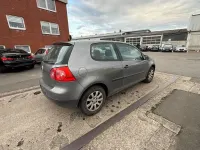 Gebraucht VW Golf IV Trendline 75 PS (55 kW) 2004 Grau Limousine