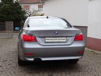 Gebraucht BMW 525 218 PS (160 kW) 2005 Grau Limousine