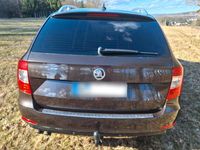 Gebraucht Skoda Superb 170 PS (125 kW) 2015 Braun Kombi