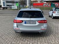 Gebraucht Mercedes E220 Avantgarde 194 PS (142 kW) 2019 Silber Limousine