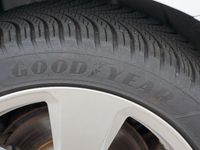 Gebraucht Audi A3 Cabriolet Attraction 150 PS (110 kW) 2015 Weiß Cabrio