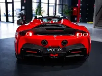 Second-hand Ferrari SF90 999 CP (734 kW) 2025 Roșu Cabrio