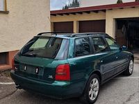 Gebraucht Audi A4 125 PS (91 kW) 1997 Grün Kombi